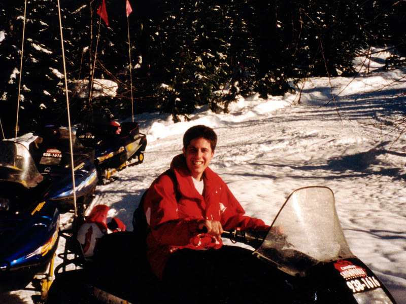 SnowMobile3