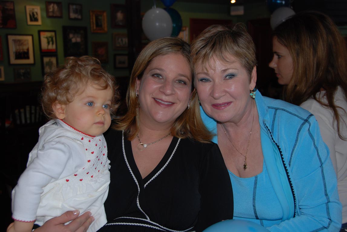 2006 Noah Shower 020