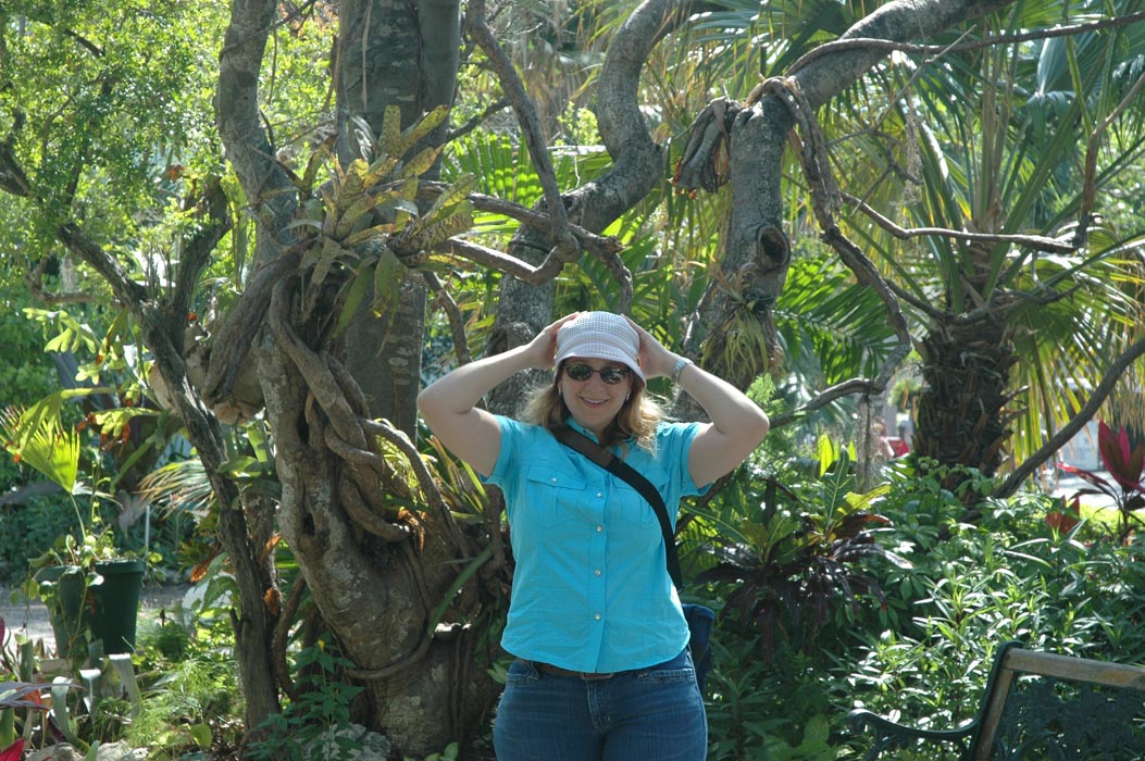 2006 Bahamas 856