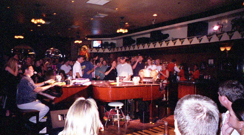 DuelingPianos